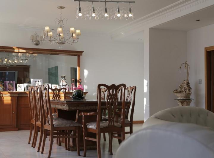 Chalet de 4 ambientes sobre lote de 450m2 en Las Lomas de San Isidro 5