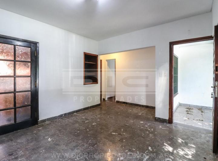 Casa 4 ambientes Venta - San Isidro 2
