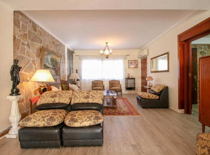 Casa 3 dormitorios Venta - San Isidro 5