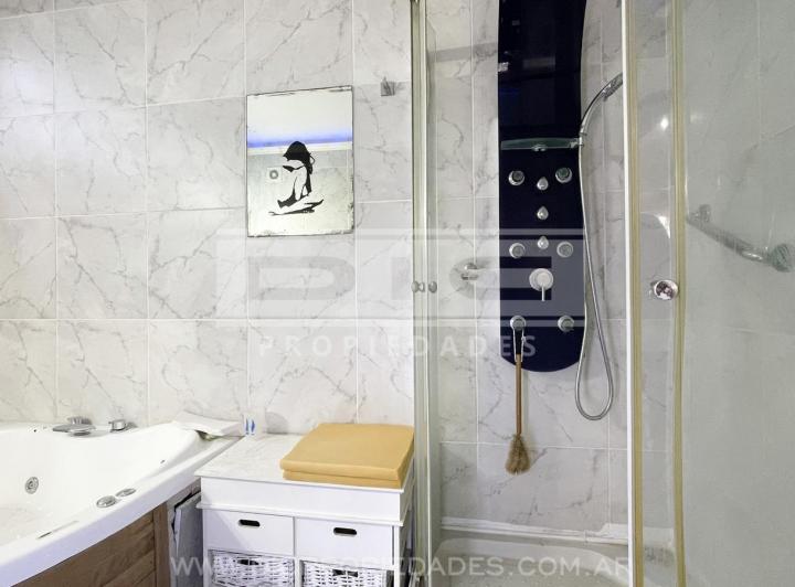 Casa 6 dormitorios Venta - Beccar 5
