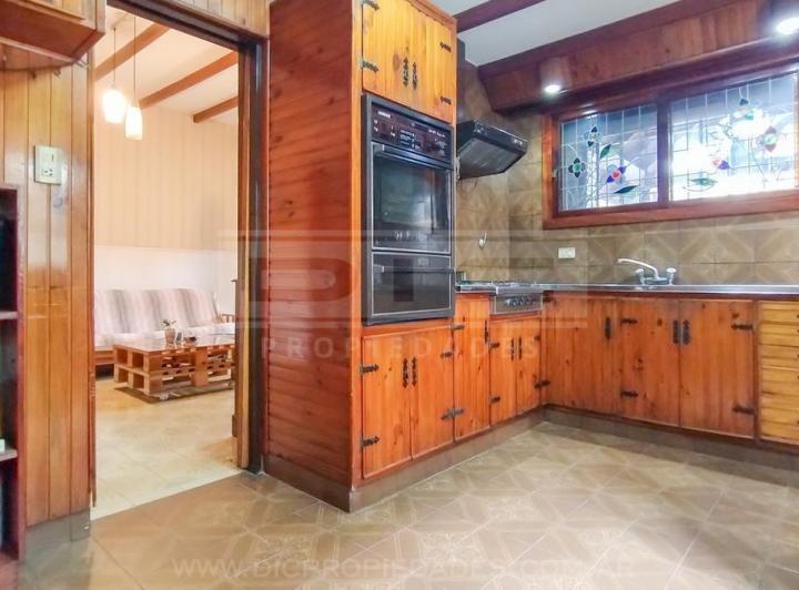 Casa 4 dormitorios Venta - Florida Mitre/Este 5