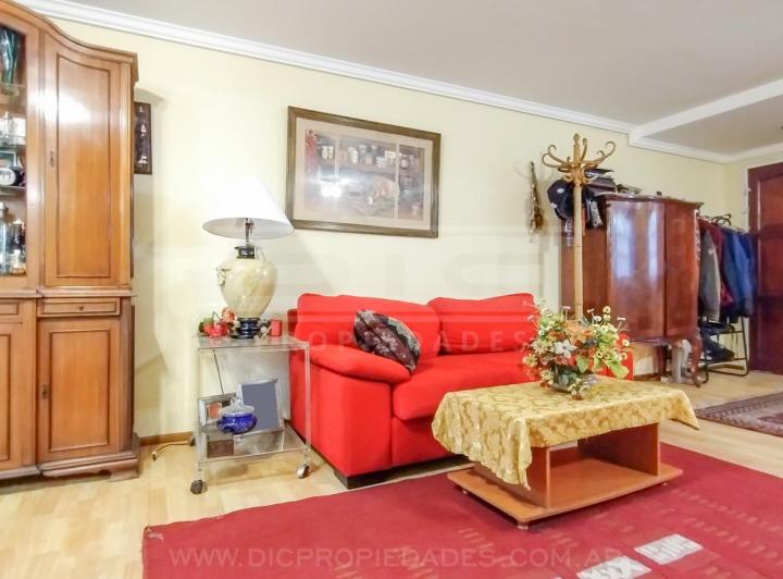 Casa 6 dormitorios Venta - V.Lopez-Maipu/ Río 2