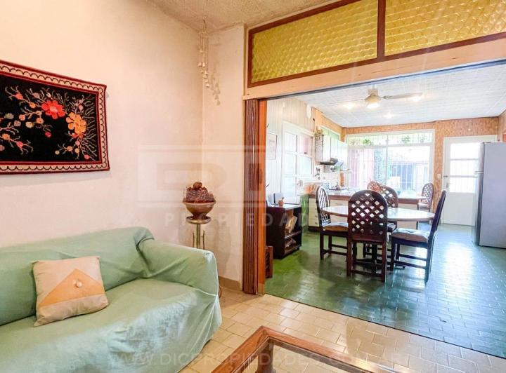 Casa 4 dormitorios Venta - Florida Mitre/Este 5