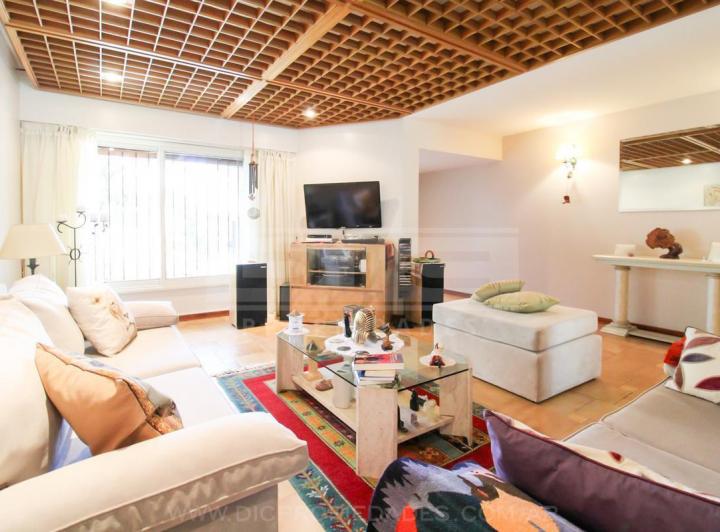 Casa 4 dormitorios Venta - Mart.-Santa Fe/Fleming 5