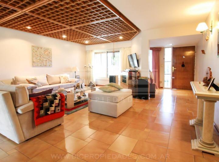 Casa 4 dormitorios Venta - Mart.-Santa Fe/Fleming 3
