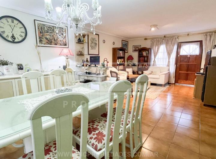 Duplex 3 dormitorios Venta - Olivos 3