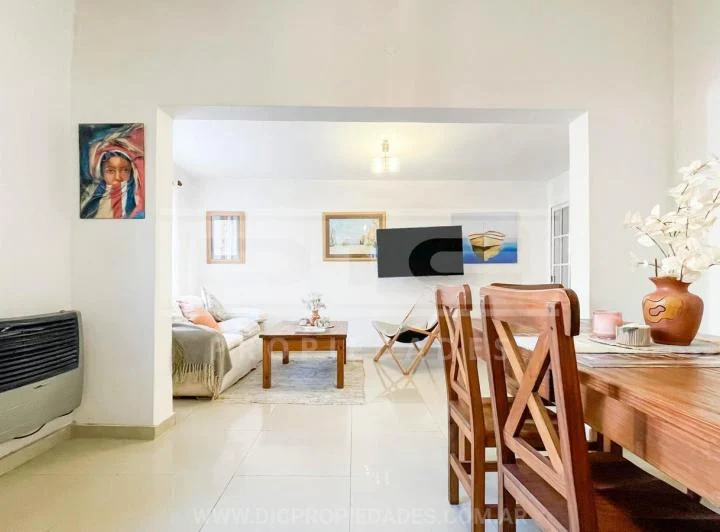 Casa 4 dormitorios Venta - Olivos-Maipu/Uzal 3