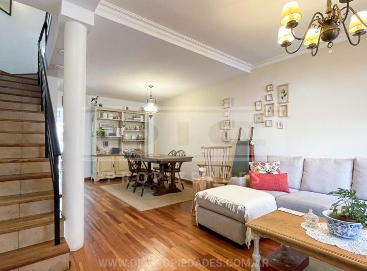 Triplex 3 dormitorios Venta - Florida Mitre/Este 1