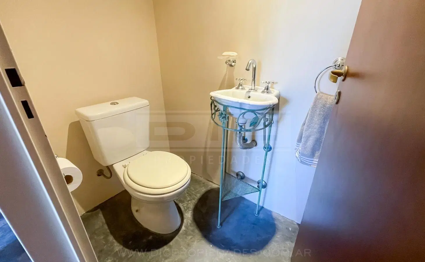 Casa 4 dormitorios Venta - Olivos 5