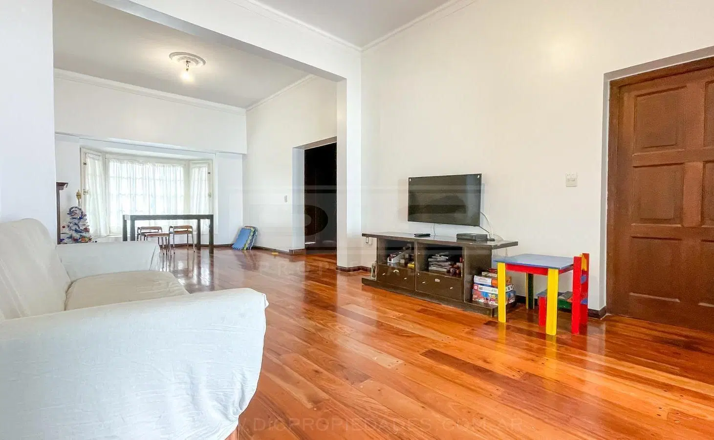 Casa 3 dormitorios Venta - La Lucila-Vias/Maipu 2