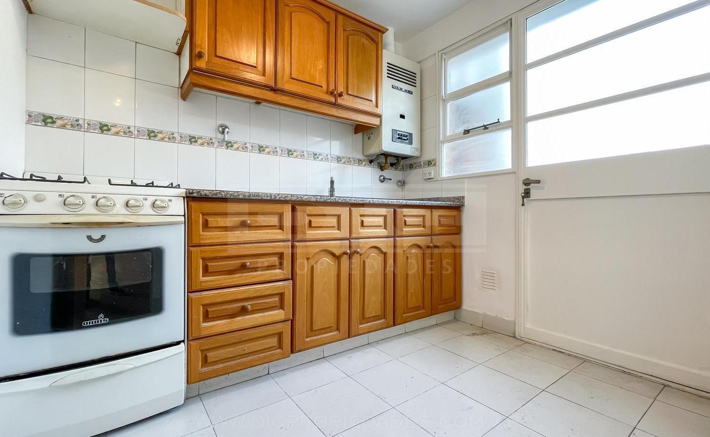 Foto de Departamento 2 ambientes Venta - Olivos-Maipu/Uzal, imagen 3