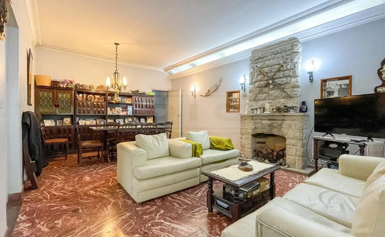 Chalet 5 dormitorios Venta - Florida Mitre/Este 2