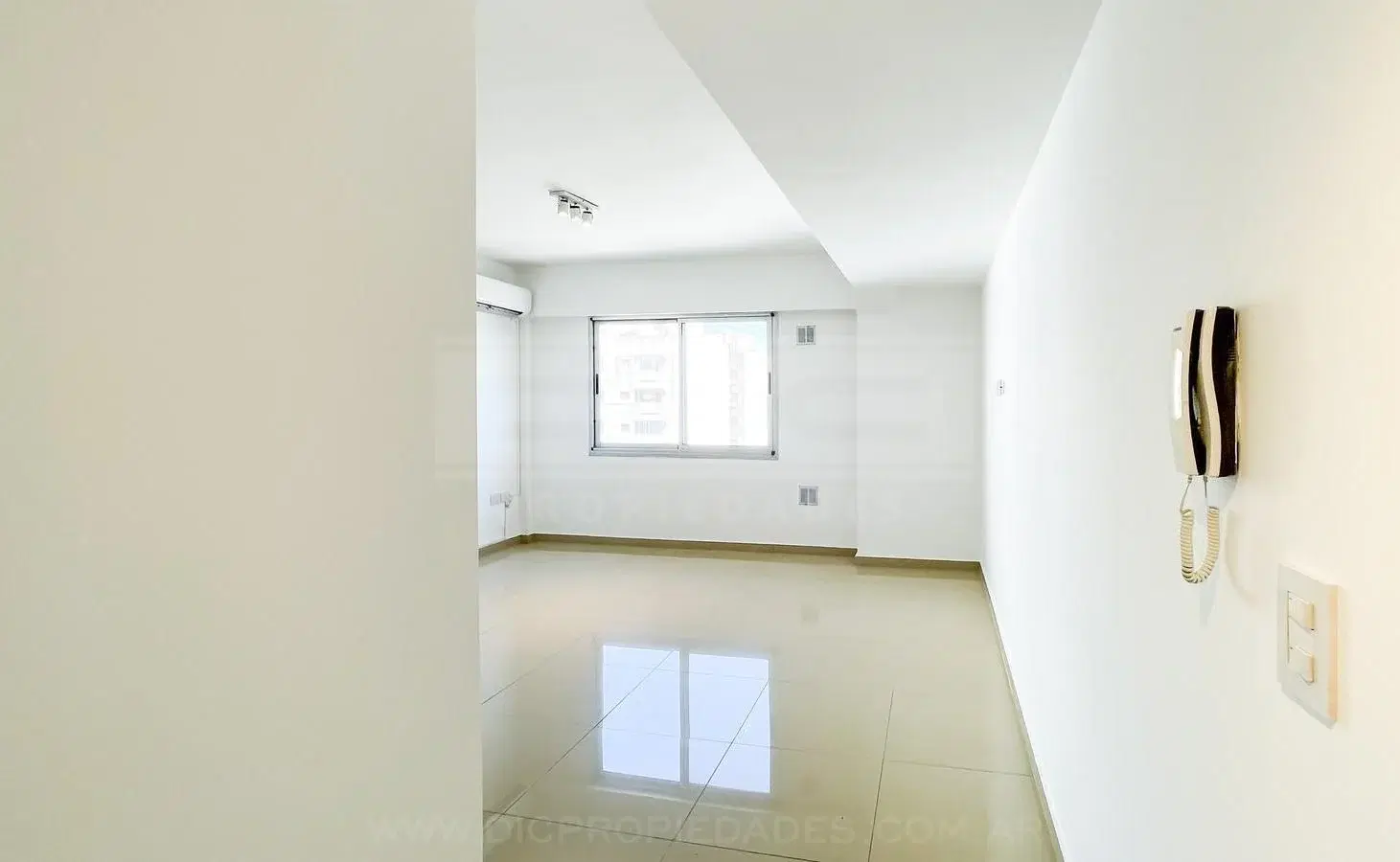 Departamento monoambiente Venta - Florida Mitre/Este 2