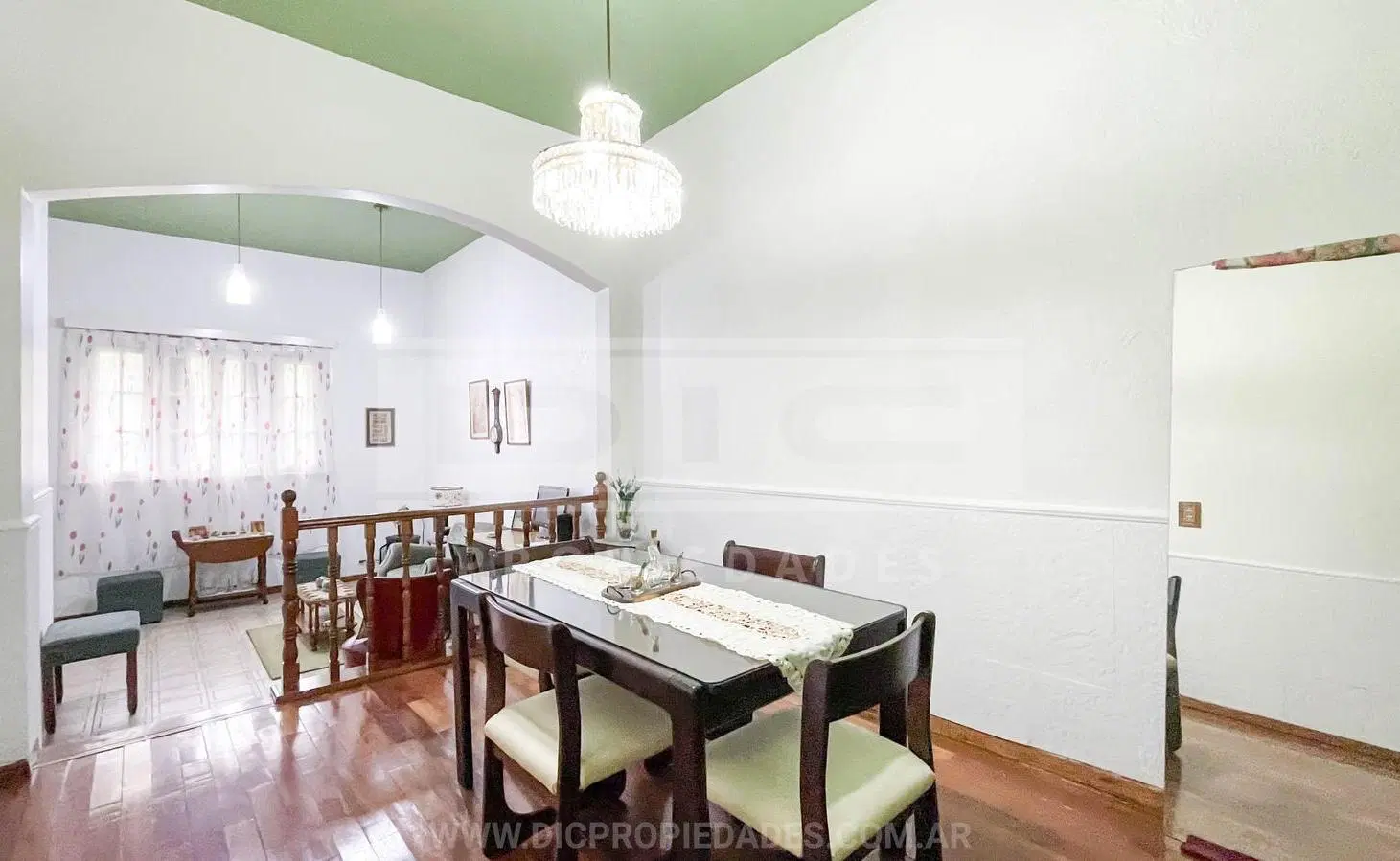 Casa 4 dormitorios Venta - Florida Mitre/Este 5