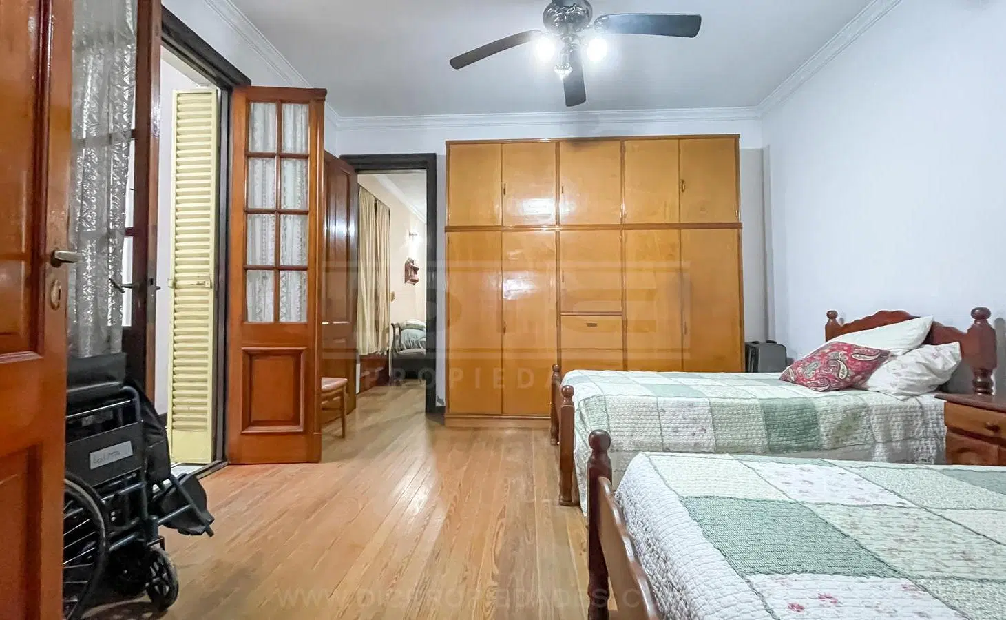 Casa 3 dormitorios venta - Barrio Vicente López 5