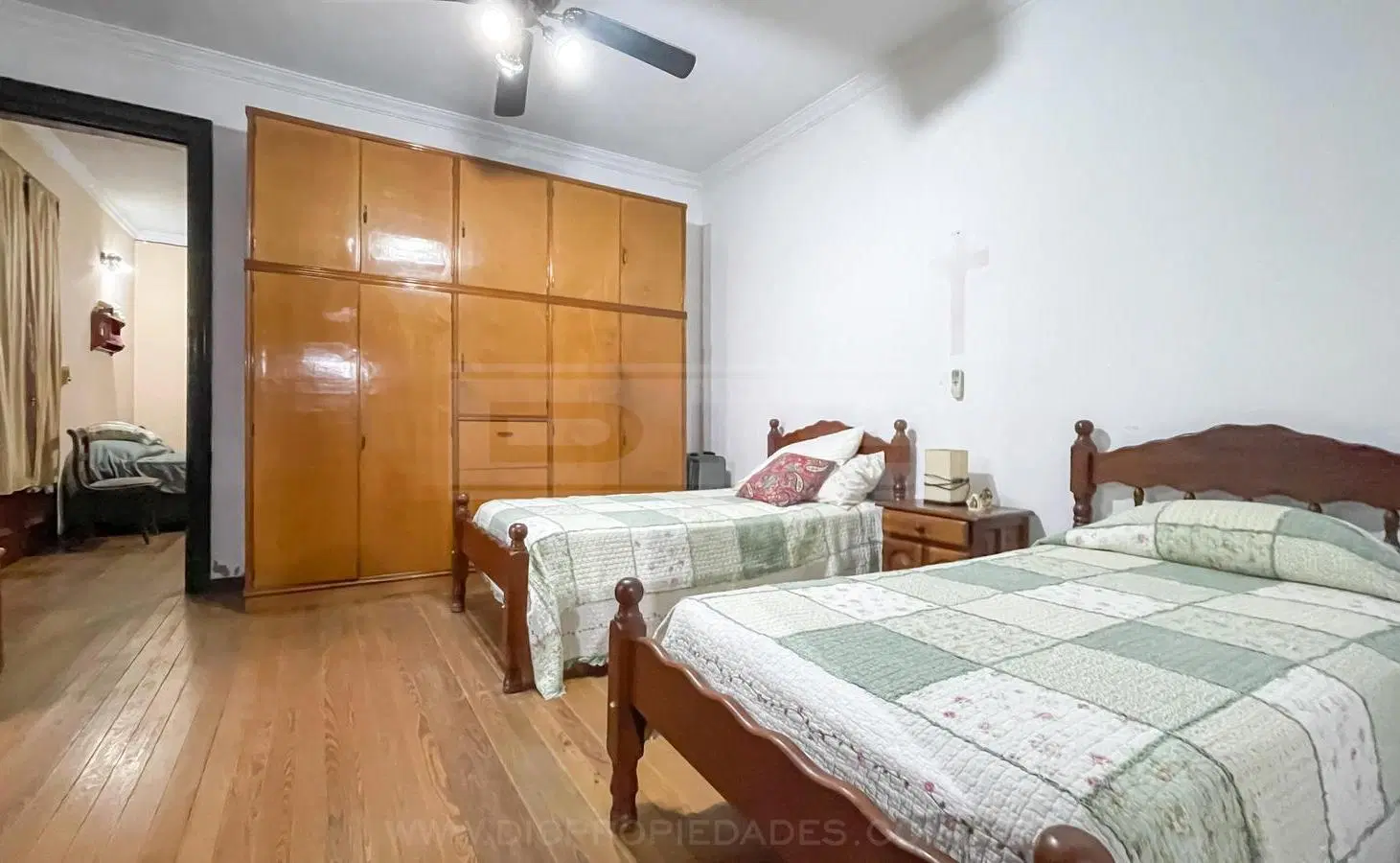 Casa 3 dormitorios venta - Barrio Vicente López 4