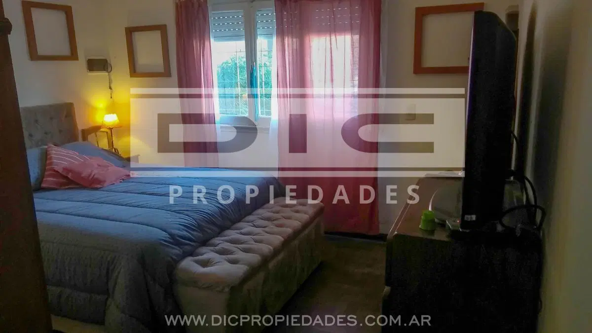 Casa 4 dormitorios Venta - Boulogne 3