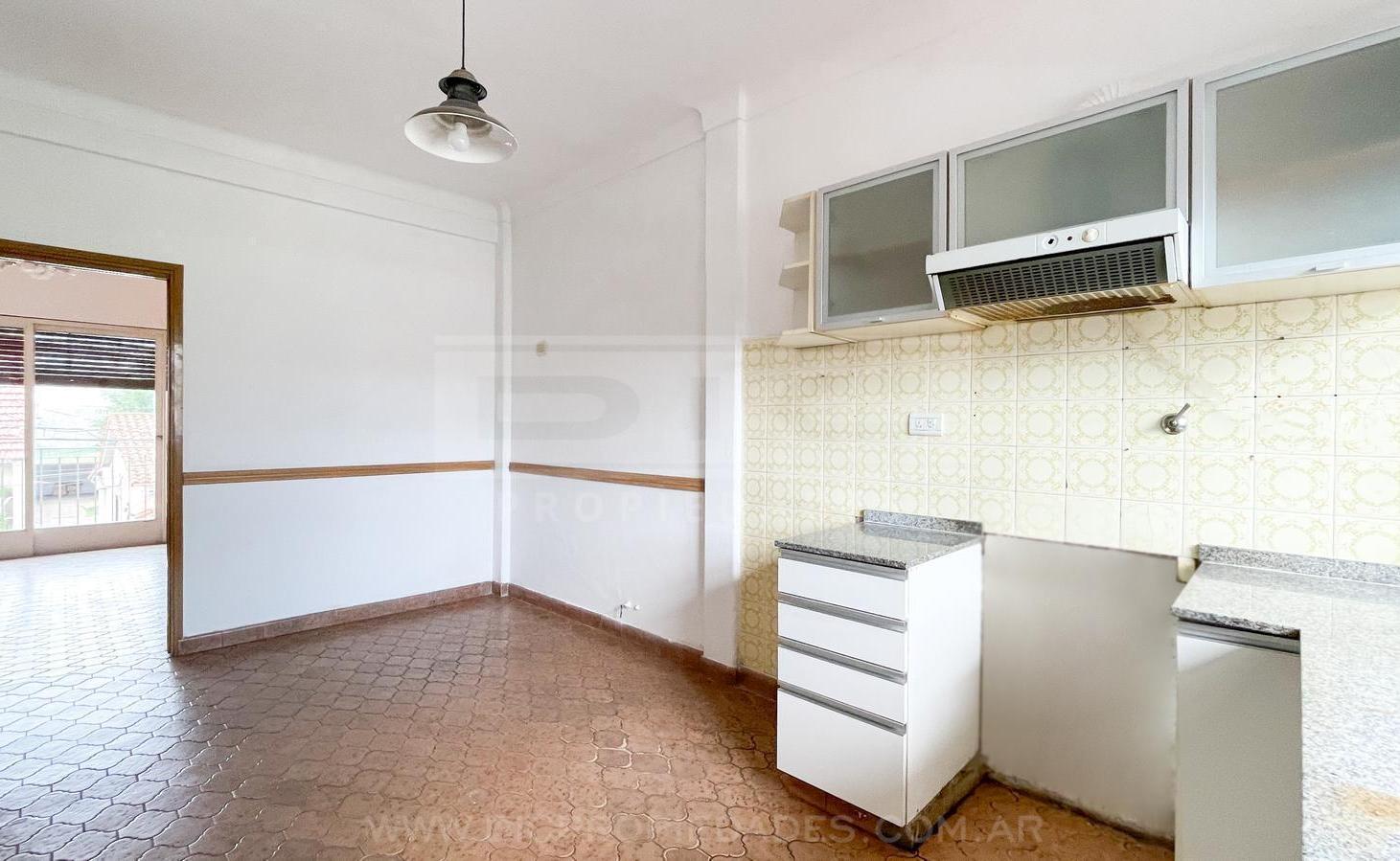 Foto de Departamento en duplex 3 dormitorios Venta - Villa Adelina, imagen 4