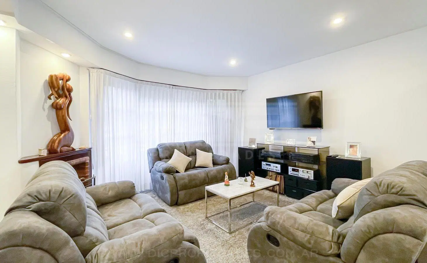 Chalet 4 dormitorios Venta - Munro 5