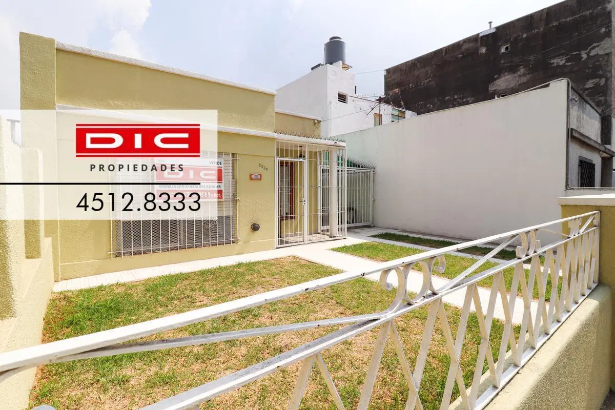 Chalet  2 dormitorios Venta - Munro 2