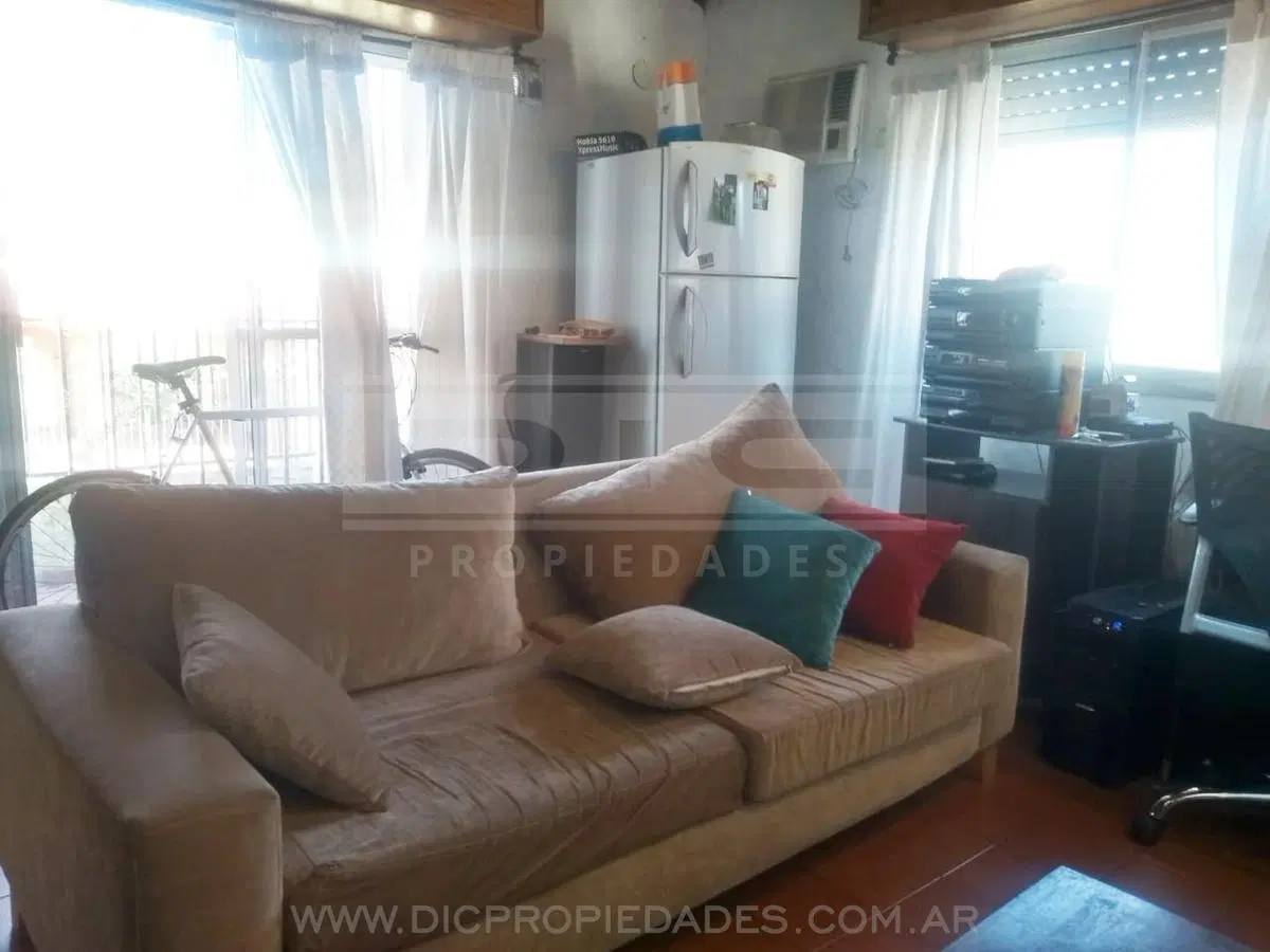 Venta en block 2 PH/dptos 2 amb sin expensas. Oportunidad - Villa Ballester 3