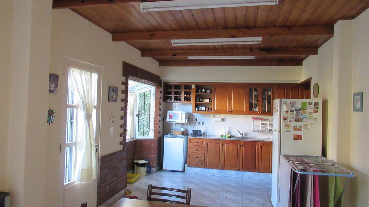 Foto de Chalet 3 dormitorios Venta - Carapachay, imagen 5