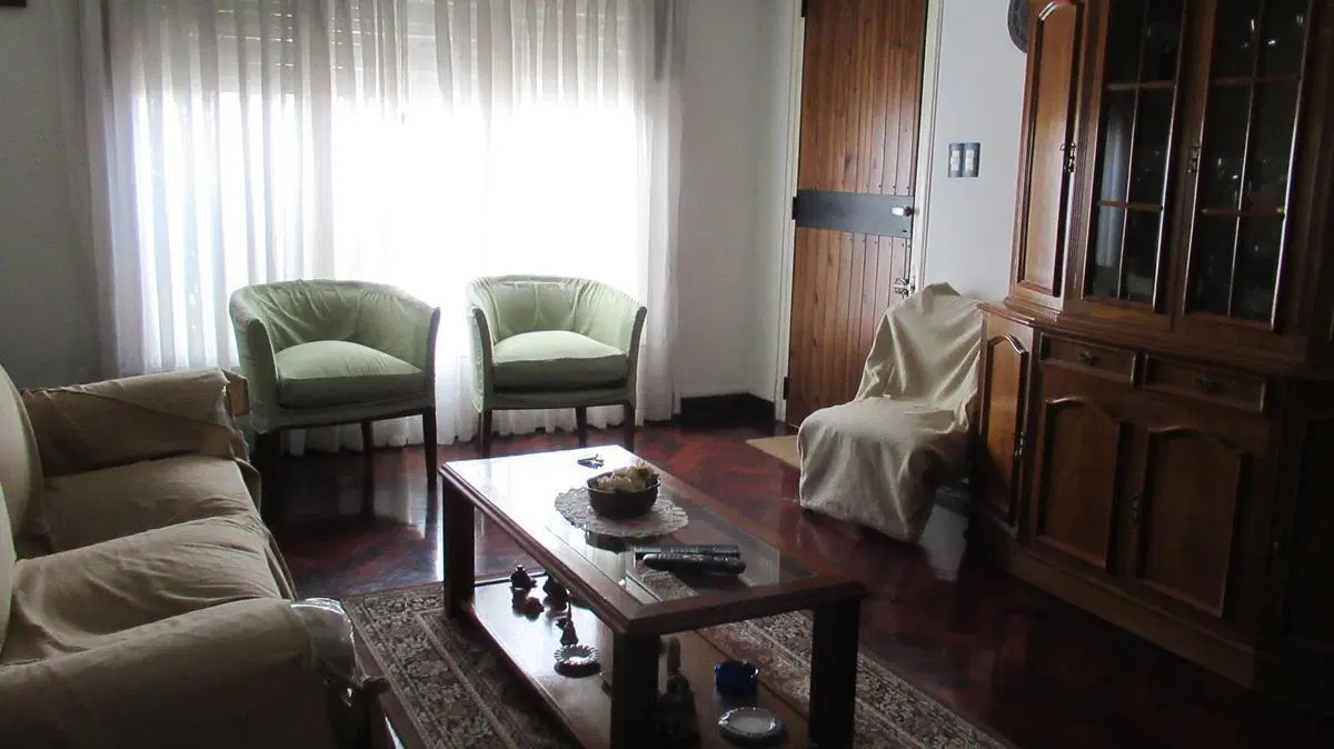 Chalet 3 dormitorios Venta - Carapachay 3