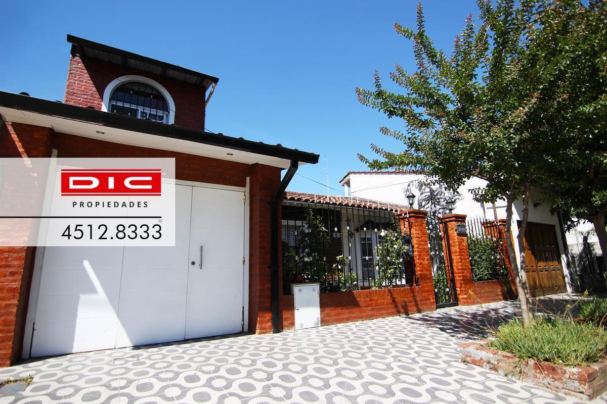 Chalet 4 ambientes Venta - Villa Adelina
