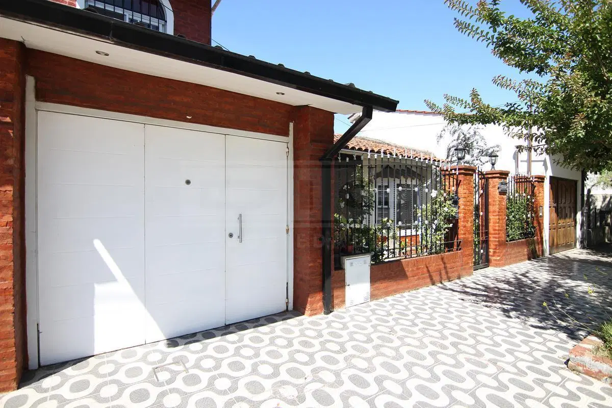 Chalet 4 ambientes Venta - Villa Adelina 2