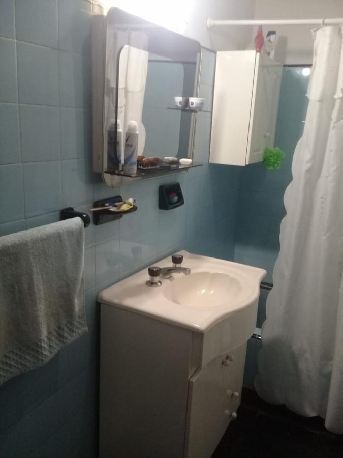 Villa Adelina venta en block 2 locales con vivienda
