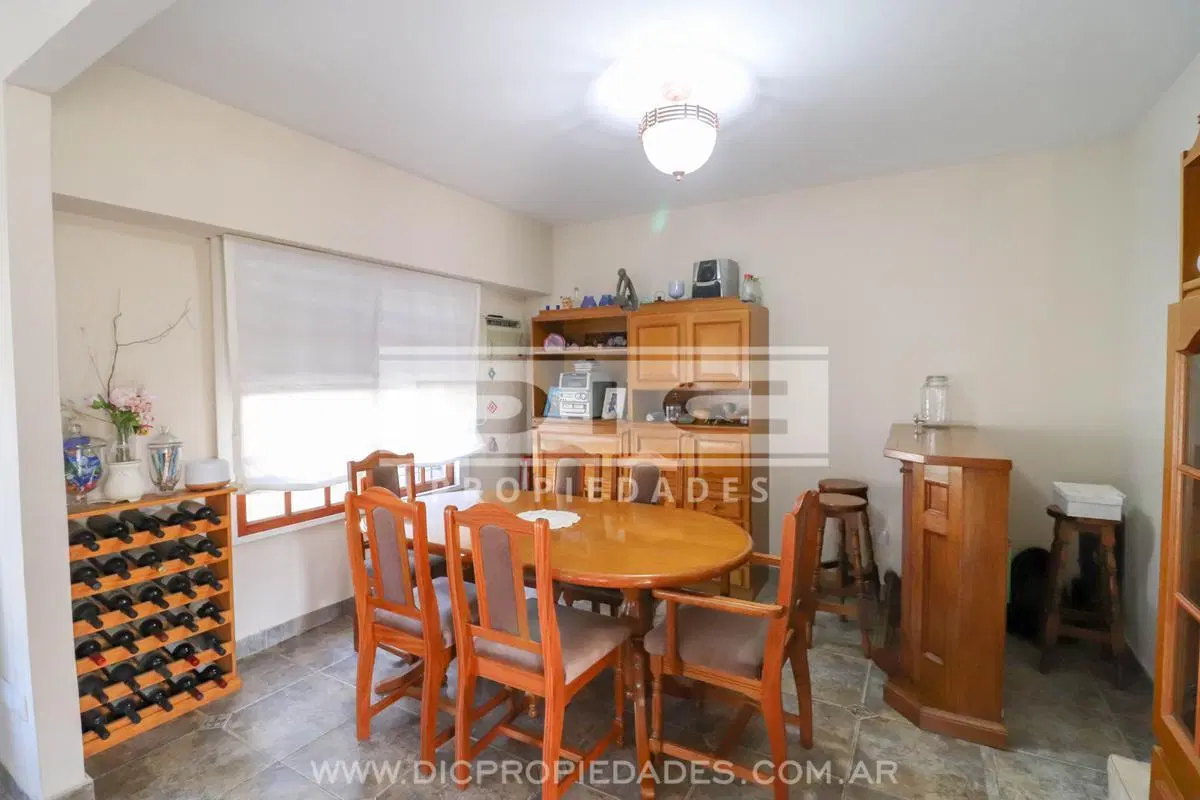Chalet 5 ambientes Venta - Villa Adelina 3
