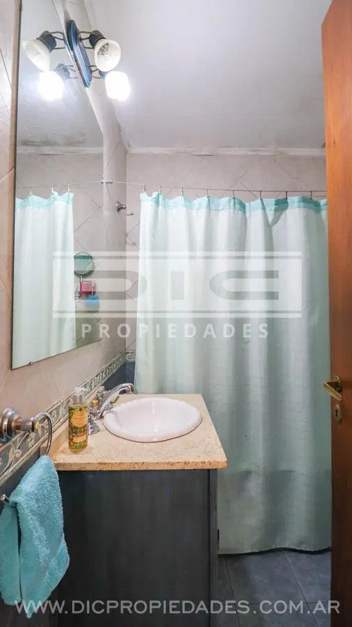 Chalet 5 ambientes Venta - Villa Adelina 5