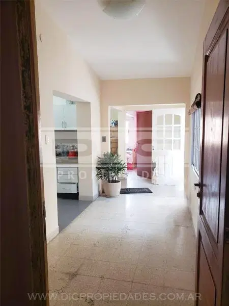 Casa 3 ambientes- Venta - Jose Leon Suarez 5