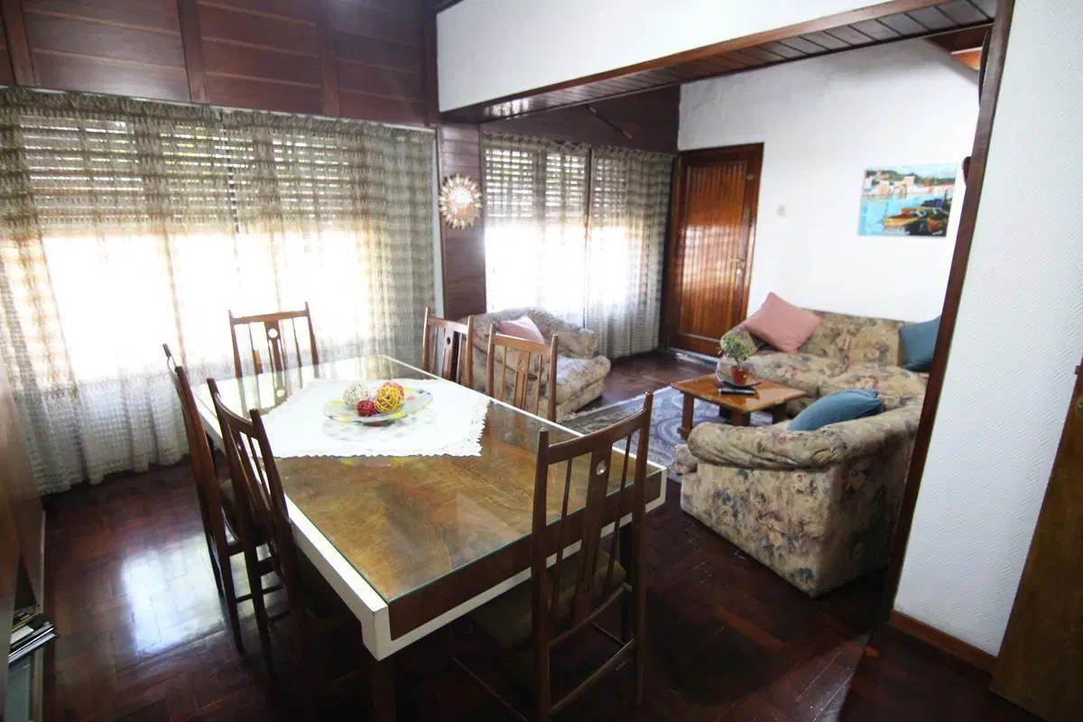 Casa 4/5 amb ideal multifamiliar en muy buena ubicación Venta - Carapachay 4