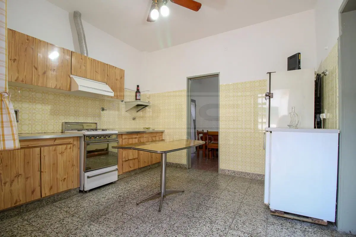 Casa 5 dormitorios Venta - Villa Adelina 2
