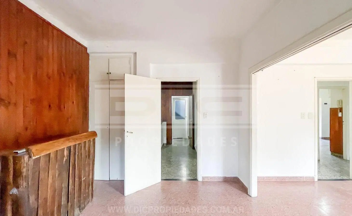 Casa 4 ambientes con local Venta - Villa Adelina 3