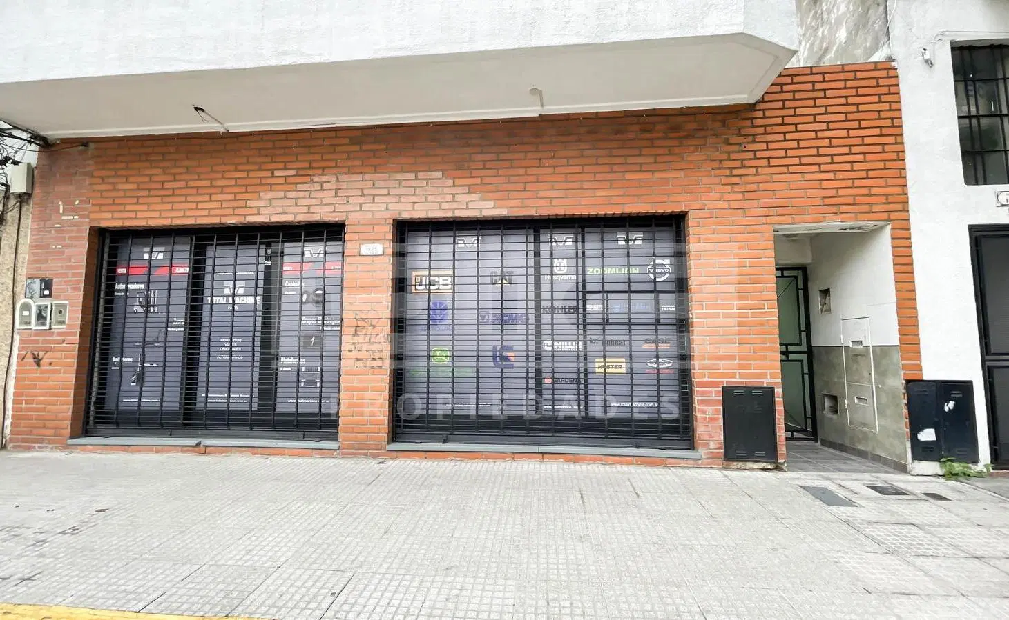 Local Venta - Villa Adelina 8