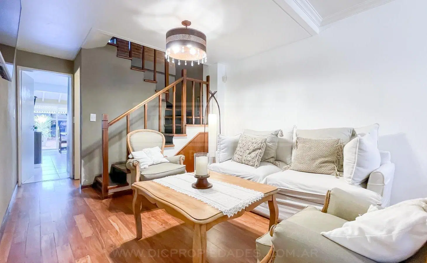 Casa 4 dormitorios Venta - Munro 8
