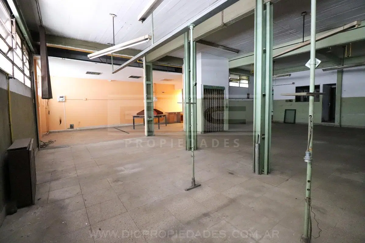 Nave Industrial - Munro 2