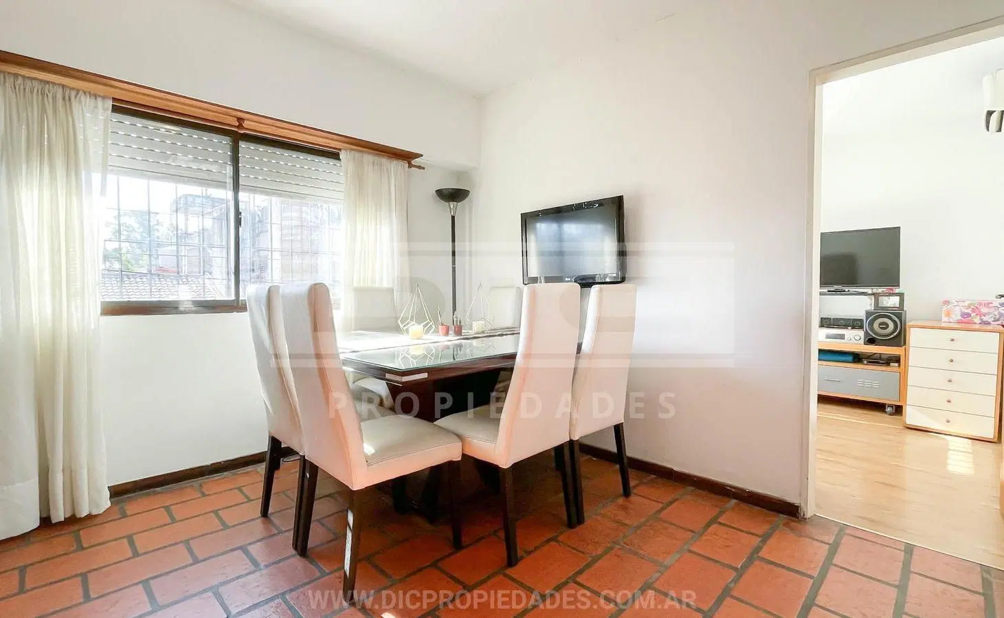 Casa 2 dormitorios Venta - Carapachay 4