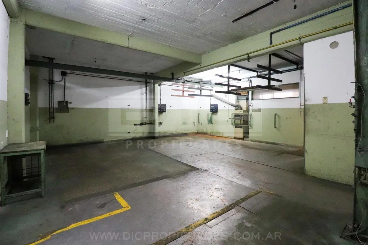 Bodega-Galpon Venta - Munro 4