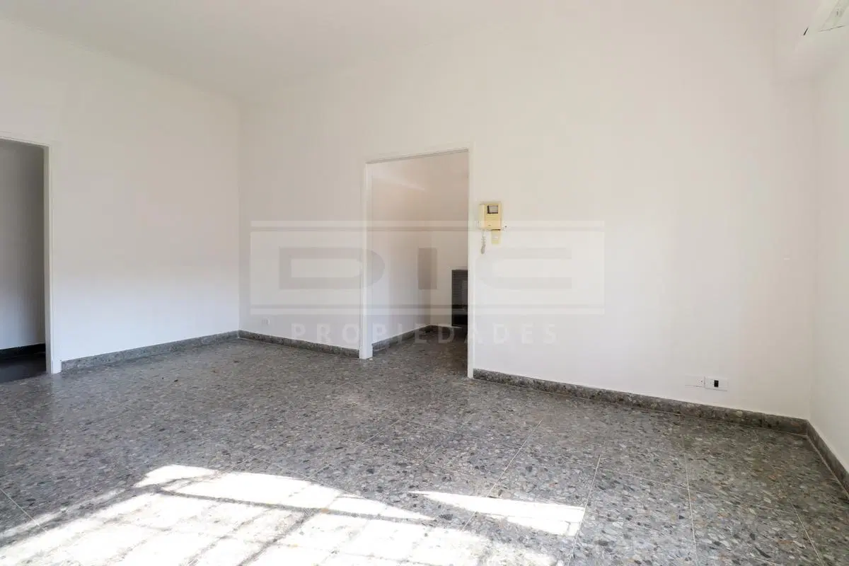 Casa 2 dormitorios Venta - Olivos 2