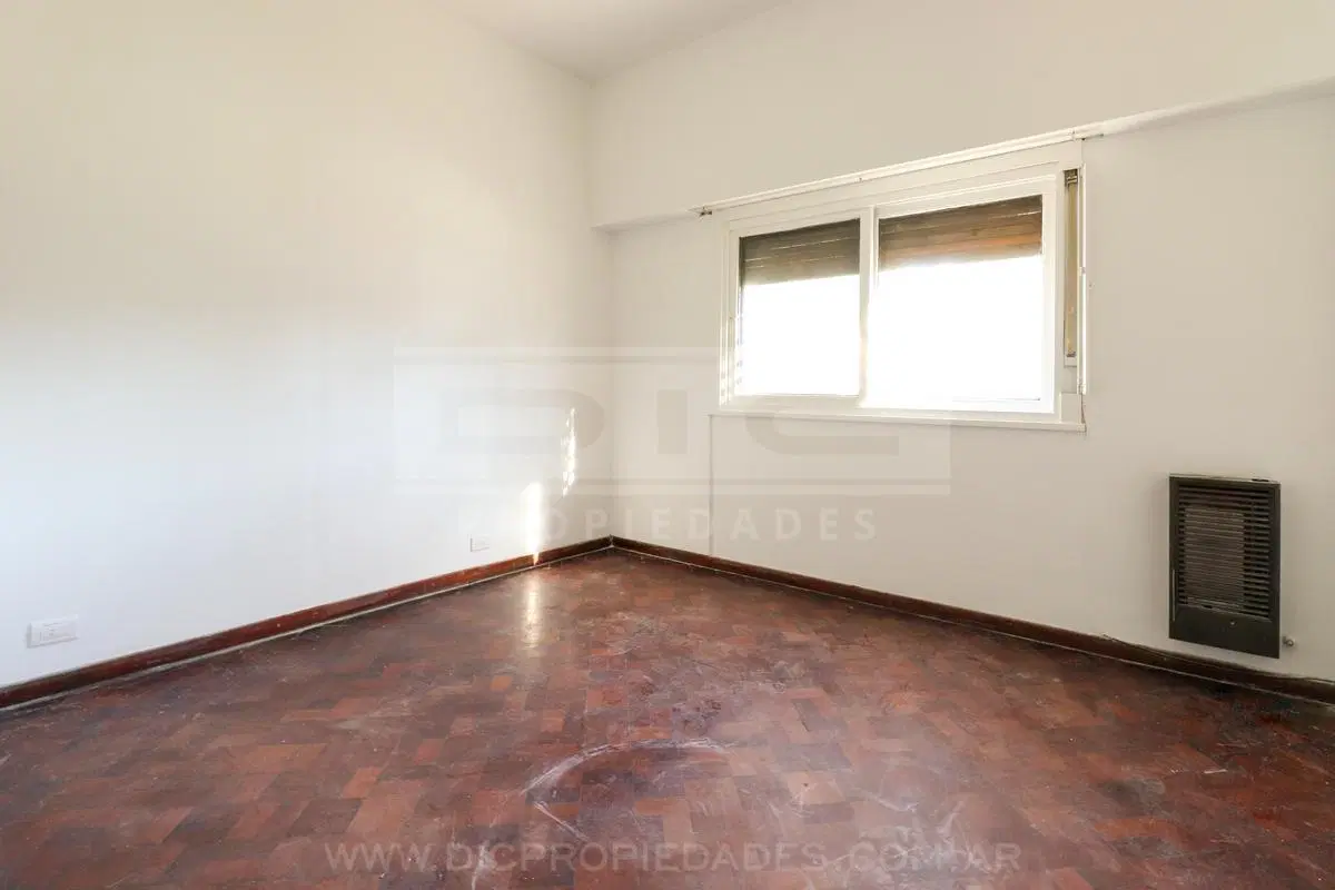 Casa 2 dormitorios Venta - Olivos 3