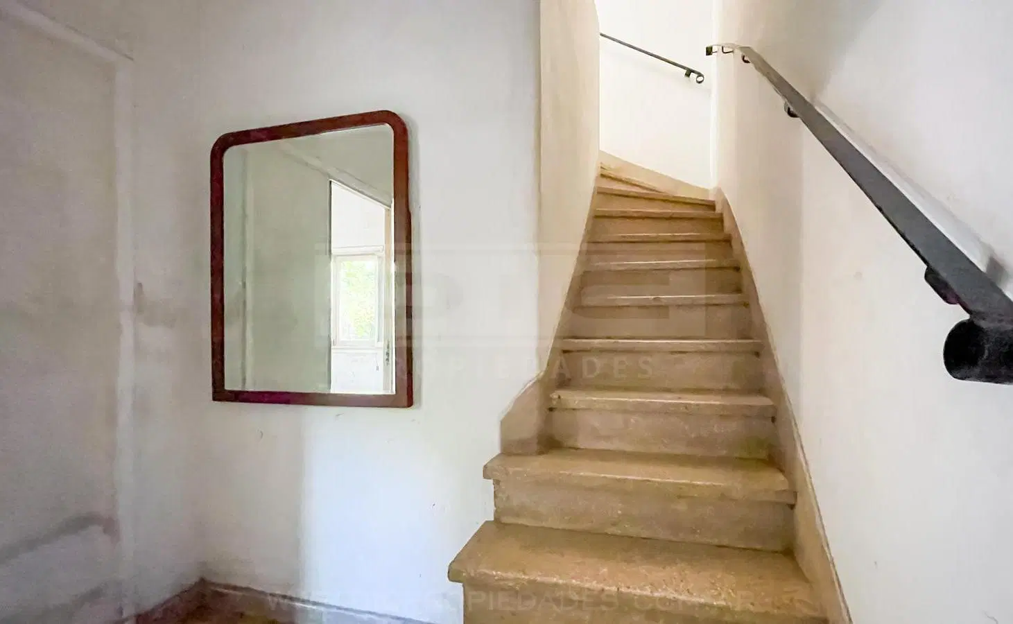 Casa 2 dormitorios Venta - La Lucila-Vias/Maipu 3