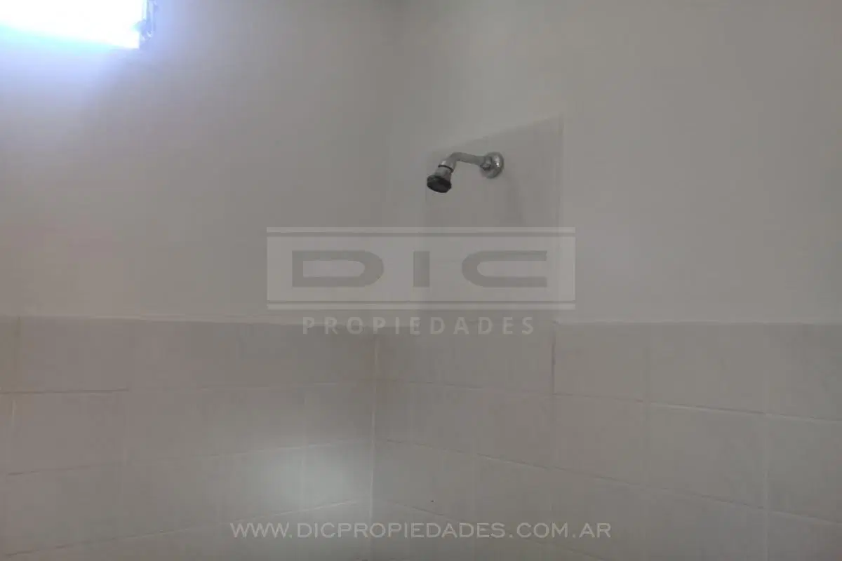 Departamento 3 ambientes Alquiler - Carapachay 5