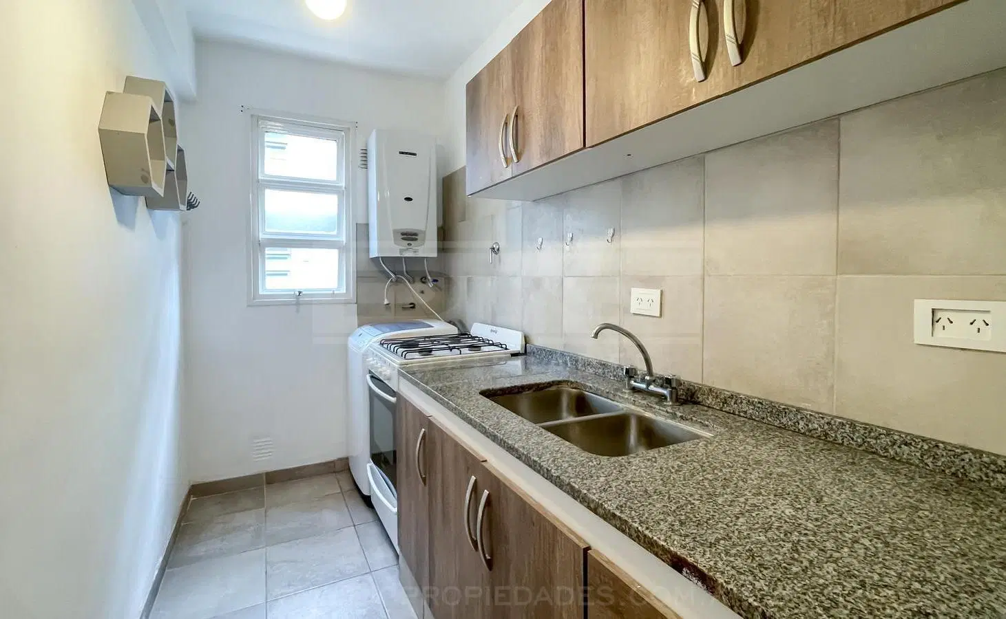 Departamento 2 ambientes Alquiler - S.Isi.-Vias/Rolon 5