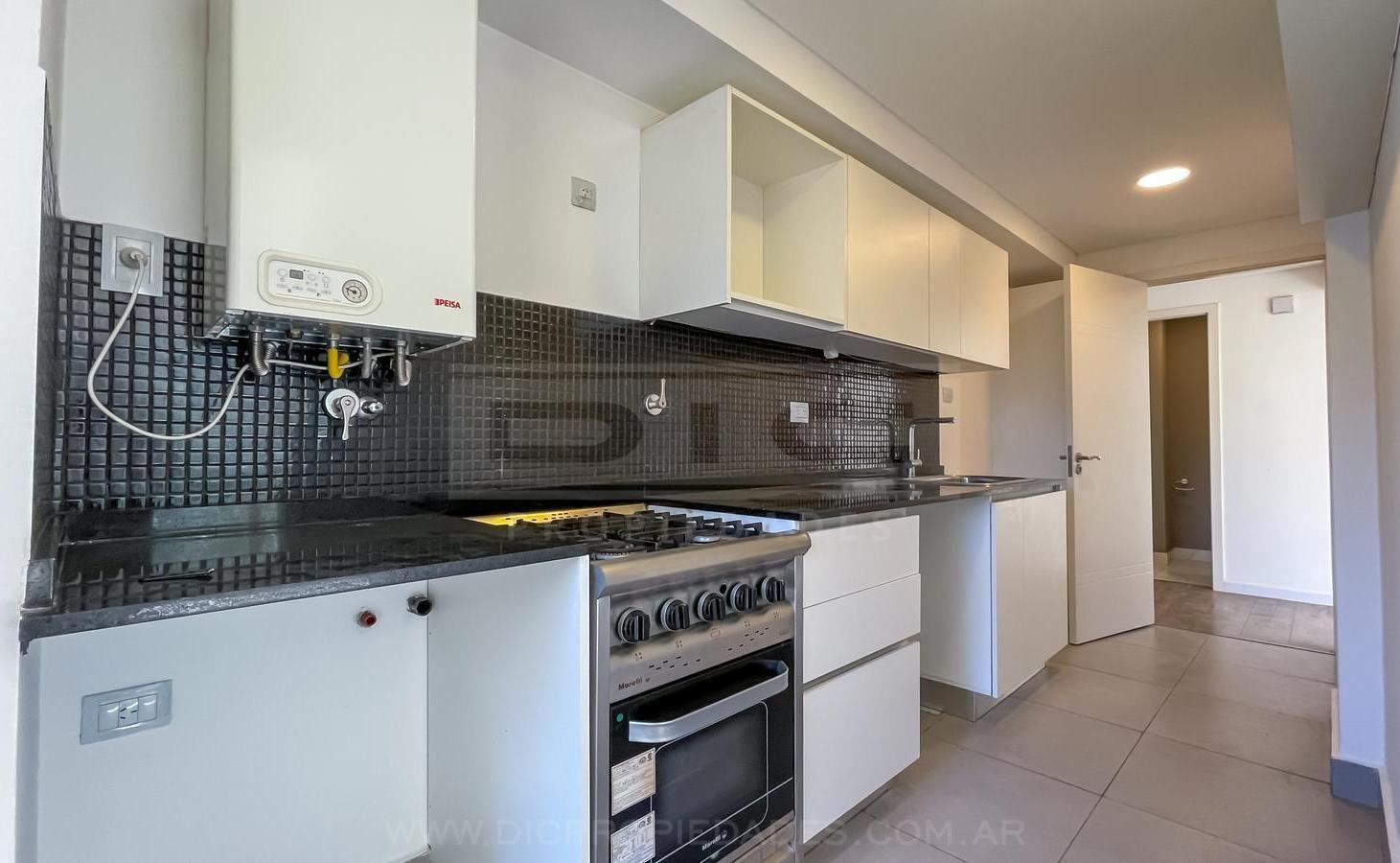 Foto de Departamento 4 ambientes Venta - San Isidro, imagen 3
