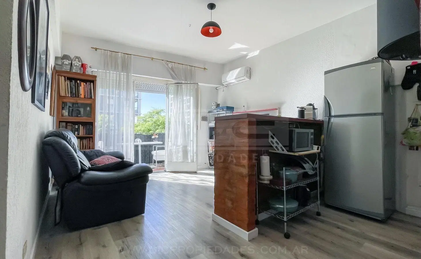 Departamento 2 ambientes Venta - Olivos-Vias/Rio 2