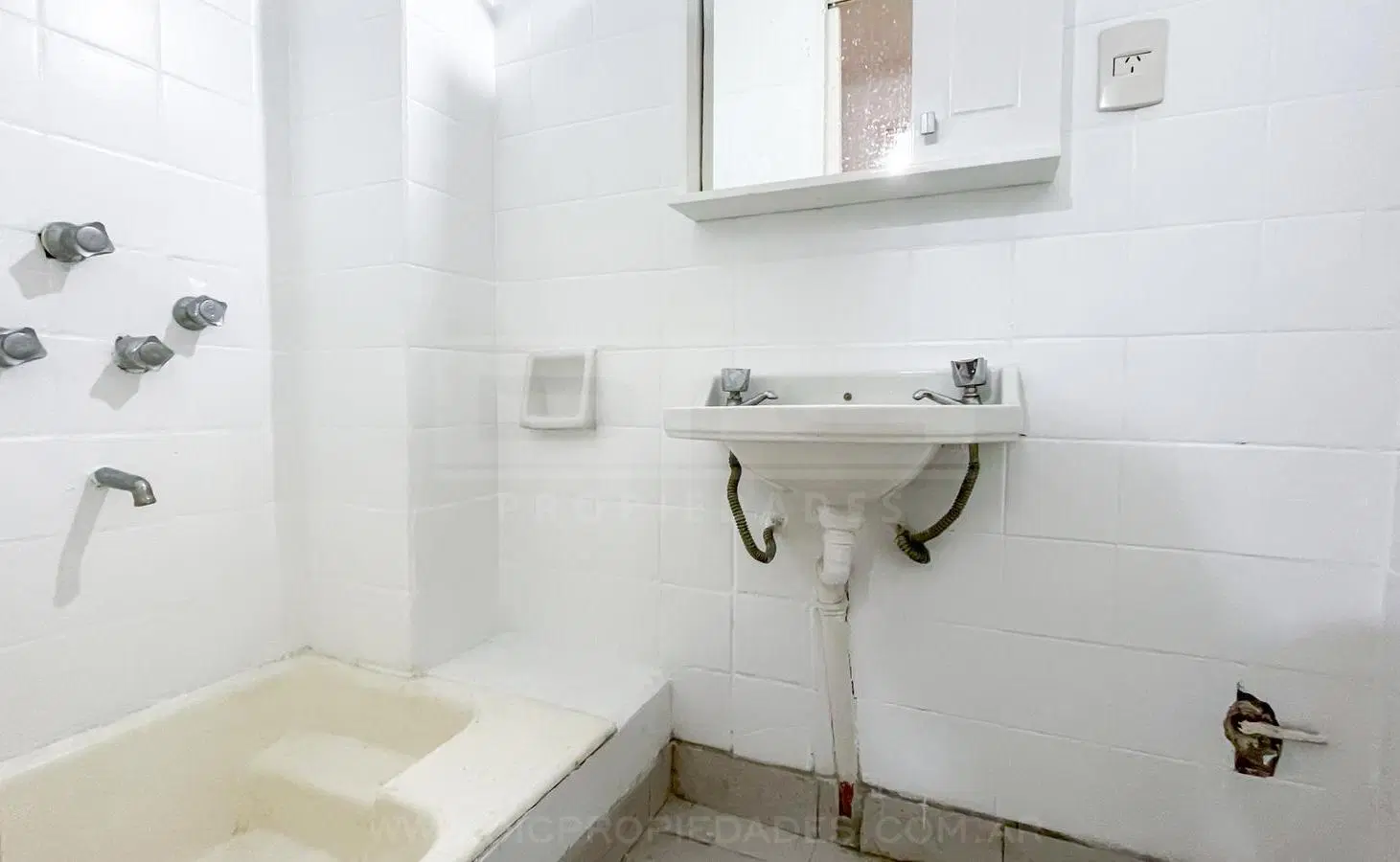 Departamento Monoambiente Venta - San Isidro 3