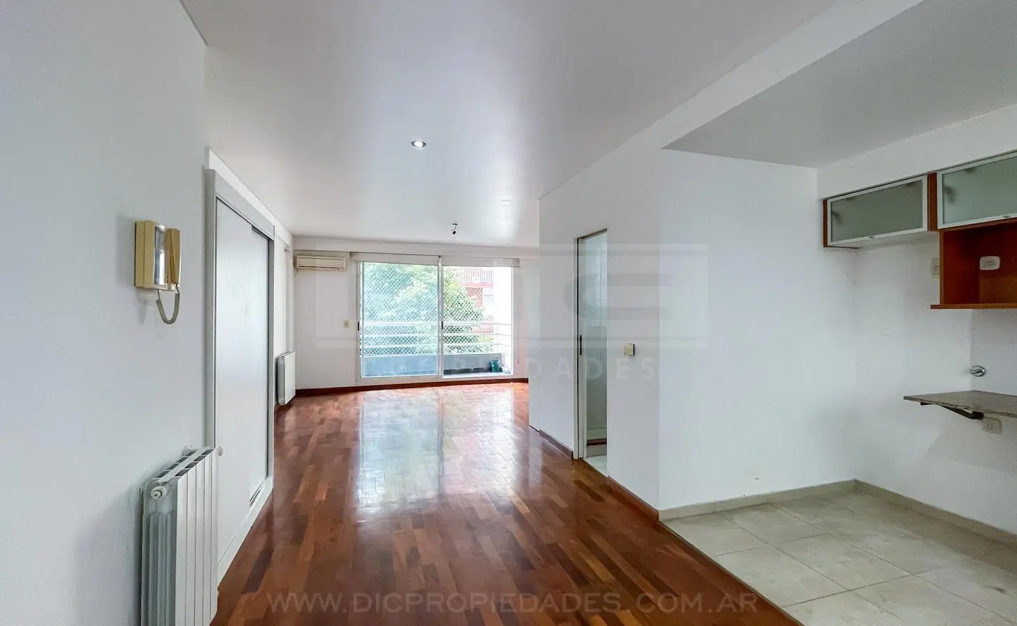 Departamento monoambiente alquiler - Olivos-Vias/Maipu 3